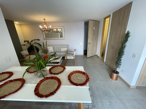 Apartamento en venta en Altos Del Poblado, Medellín · foto 7 de 21