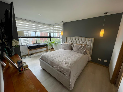 Apartamento en venta en Altos Del Poblado, Medellín · foto 8 de 21