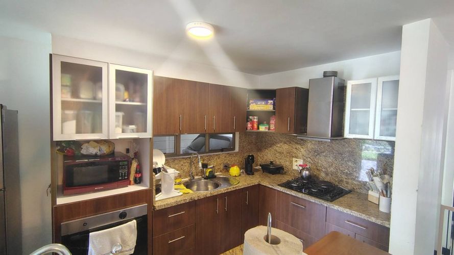Casa de 4 alcobas en venta en Las Lomitas, Sabaneta, 291 m² · foto 7 de 24