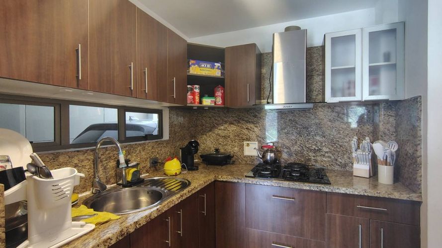 Casa de 4 alcobas en venta en Las Lomitas, Sabaneta, 291 m² · foto 8 de 24