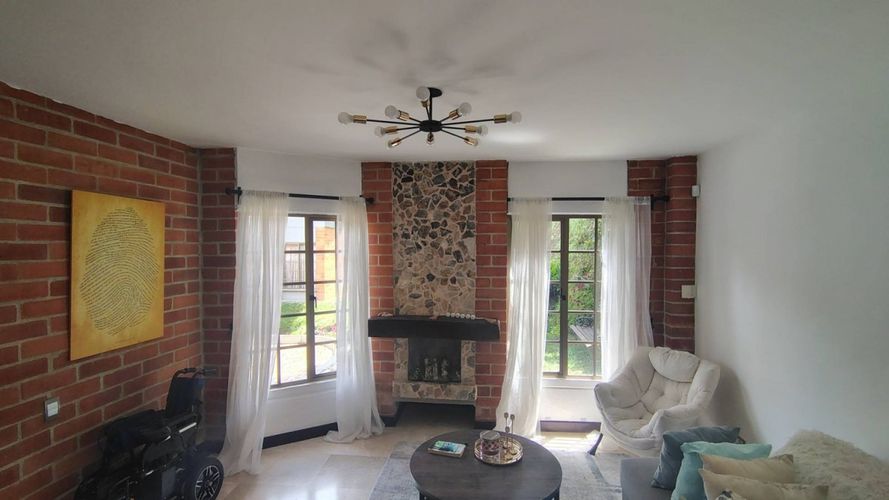 Casa de 4 alcobas en venta en Las Lomitas, Sabaneta, 291 m² · foto 9 de 24