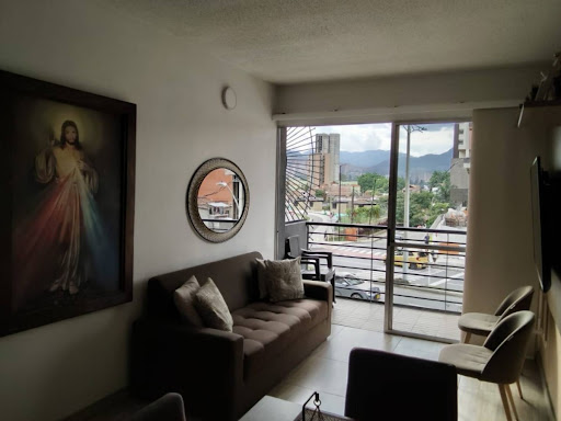 Apartamento en venta en El Carmelo Ii, Sabaneta · foto 4 de 18