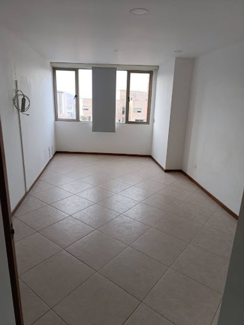 Apartamento de 2 alcobas en venta en Aves Maria, Sabaneta, 75 m² · foto 4 de 18