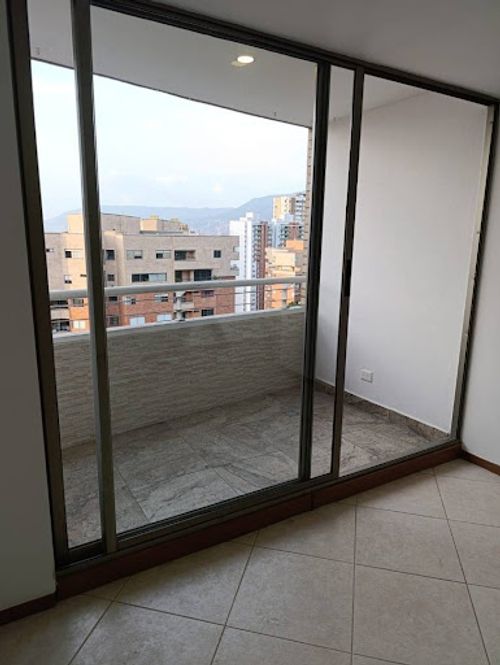 Apartamento de 2 alcobas en venta en Aves Maria, Sabaneta, 75 m² · foto 13 de 18