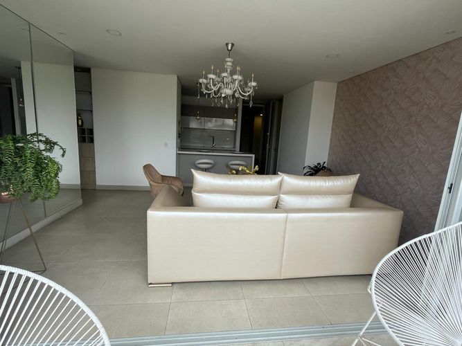 Apartamento de 3 alcobas en venta en Senderos Del Lili, Cali, 114 m² · foto 4 de 17
