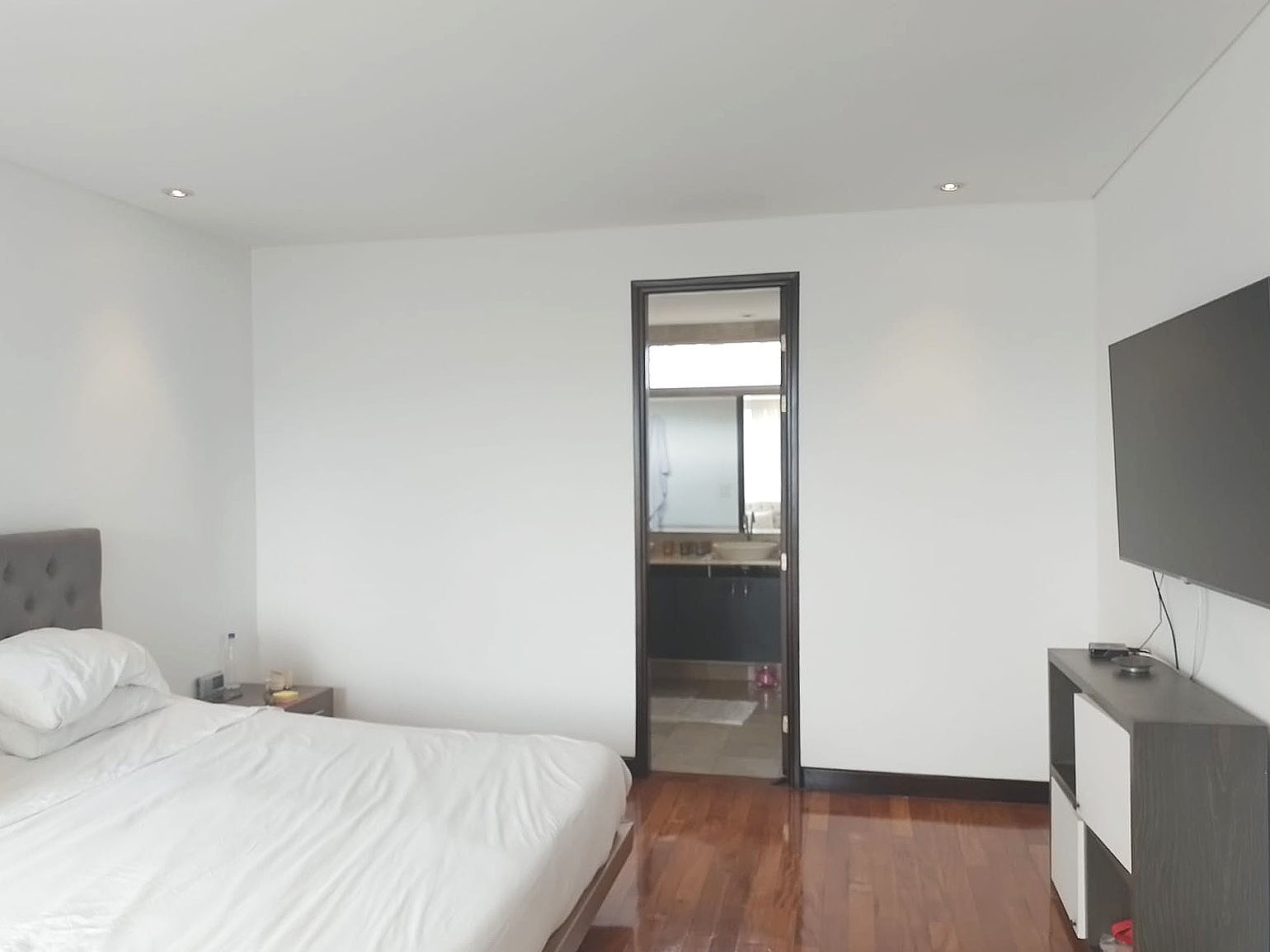 Apartamento en arriendo en El Tesoro, Medellín · foto 3 de 20