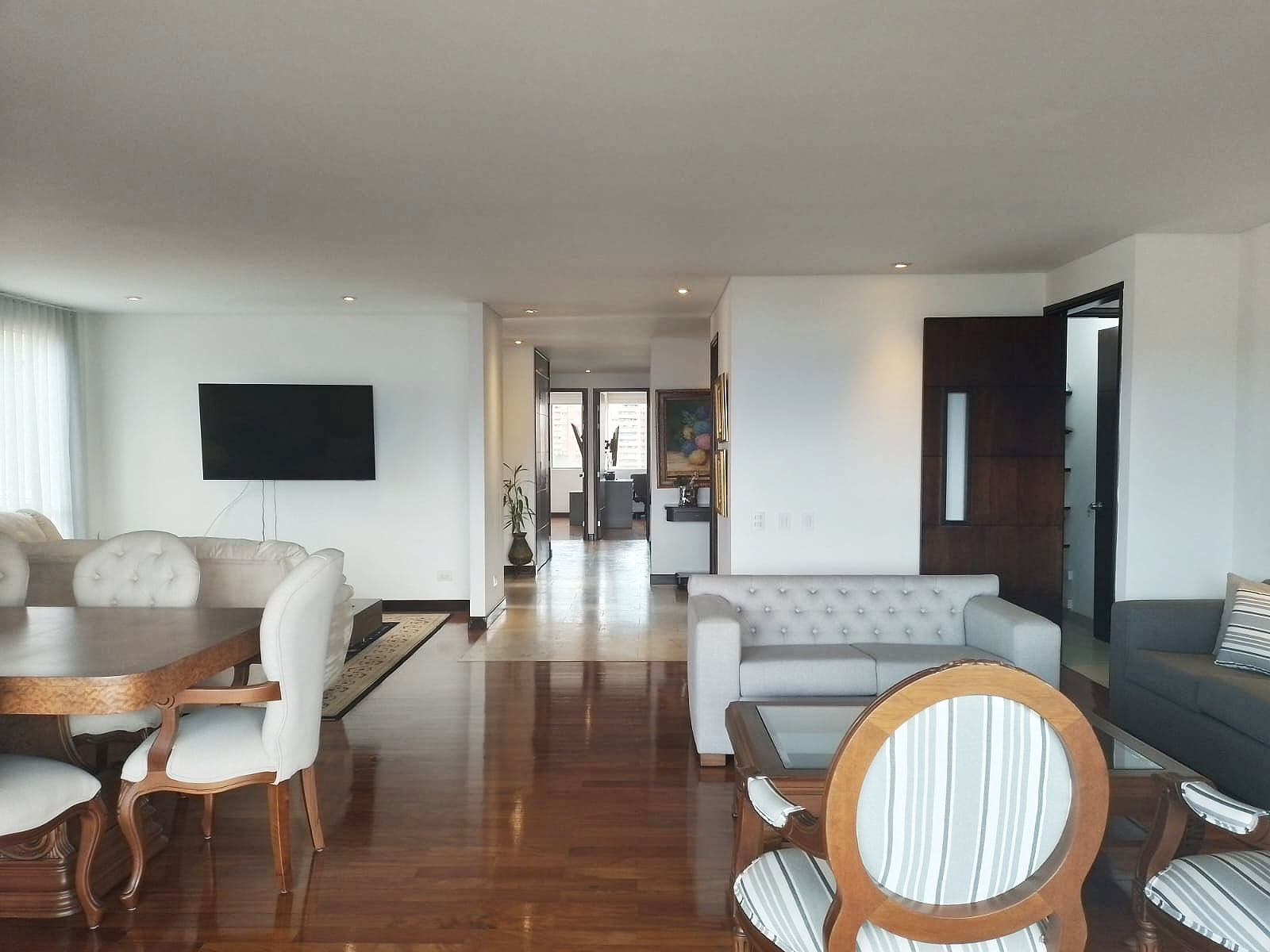 Apartamento en arriendo en El Tesoro, Medellín · foto 5 de 20