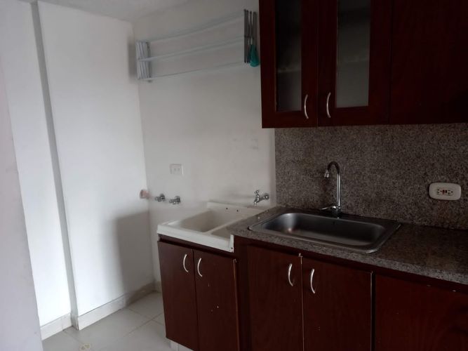 Apartamento de 3 alcobas en venta en El Cerezo, Bogotá, 88 m² · foto 5 de 18