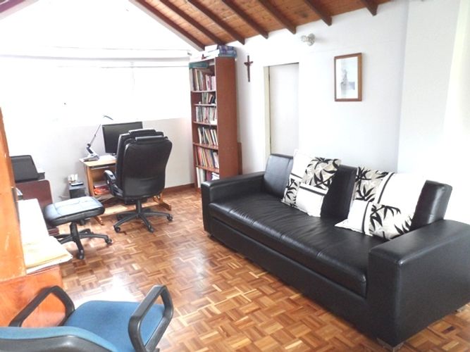 Casa de 3 alcobas en arriendo en El Tesoro, Medellín, 315 m² · foto 9 de 16