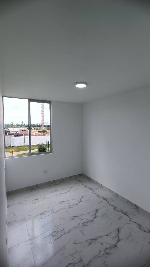 Apartamento en venta en Cr El Trebol Del Guali Et I, Mosquera · foto 8 de 12