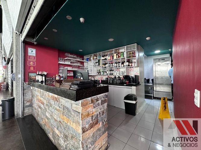 Local en venta en Castropol, Medellín, 53 m² · foto 13 de 16