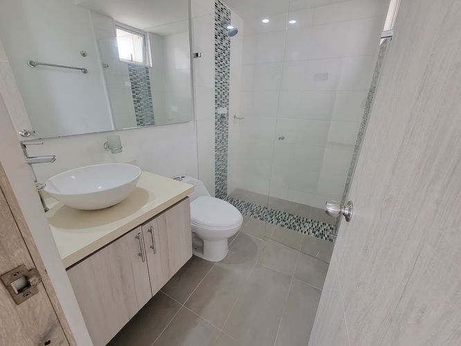 Apartamento de 3 alcobas en venta en Valle Del Lili, Cali, 85 m² · foto 12 de 22
