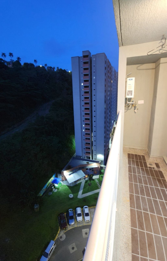 Apartamento en venta en El Poblado Ii Etapa, Pereira · foto 3 de 24