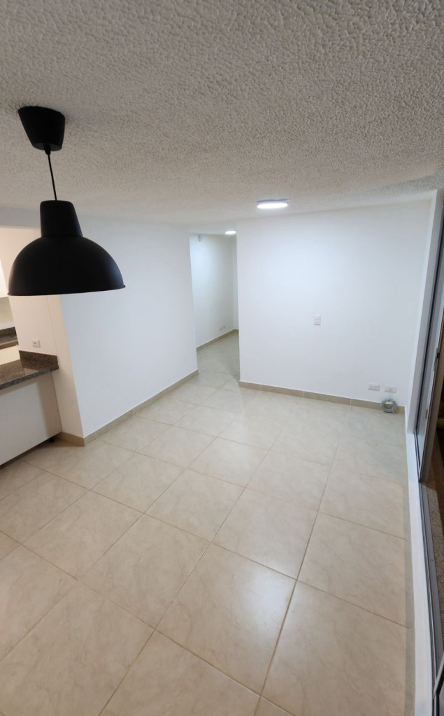 Apartamento en venta en El Poblado Ii Etapa, Pereira · foto 7 de 24