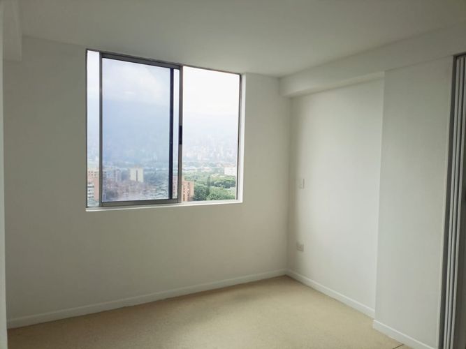 Apartamento de 3 alcobas en arriendo en Belén, Medellín, 80 m² · foto 5 de 20