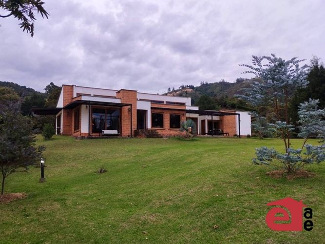 Finca en venta en La Clara, Guarne · foto 18 de 19