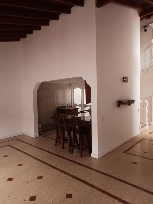 Local en arriendo en El Retiro, 245 m² · foto 2 de 11
