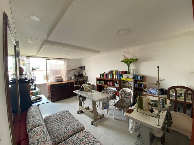 Apartamento de 3 alcobas en venta en Troncal, Cali, 67 m² · foto 2 de 15