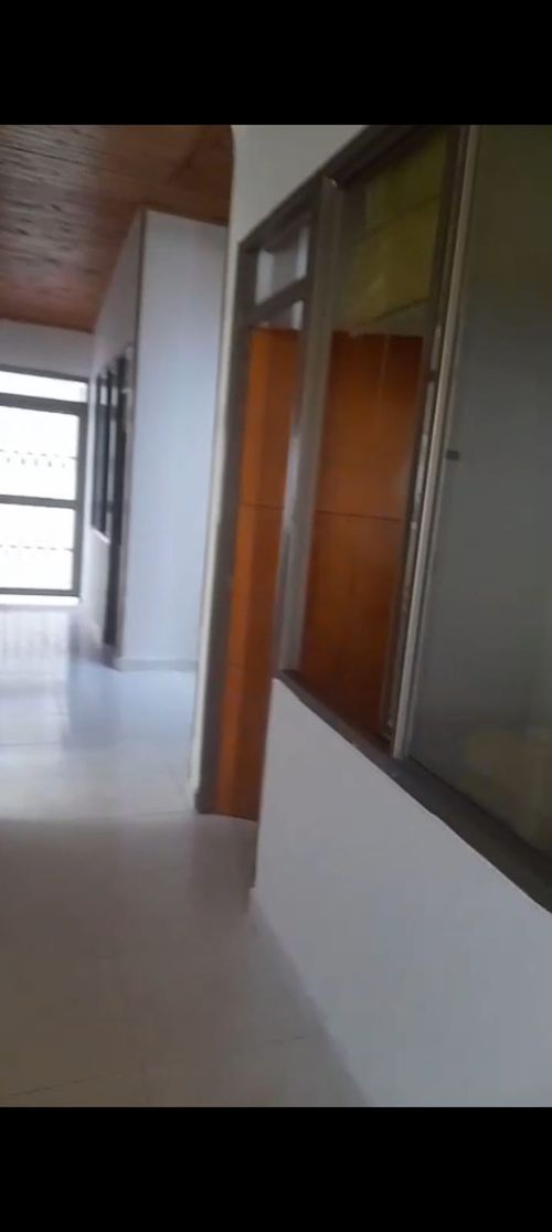 Casa de 3 alcobas en venta en Centro, Girardot, 98 m² · foto 10 de 15