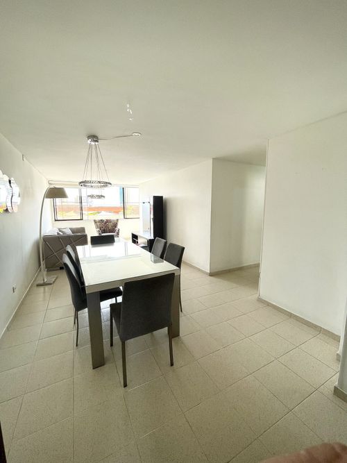 Apartamento de 3 alcobas en venta en Centenario, Cali, 74 m² · foto 3 de 20