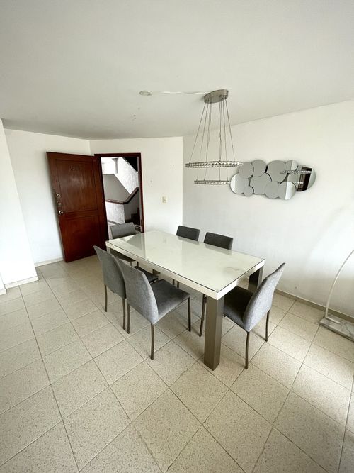 Apartamento de 3 alcobas en venta en Centenario, Cali, 74 m² · foto 8 de 20