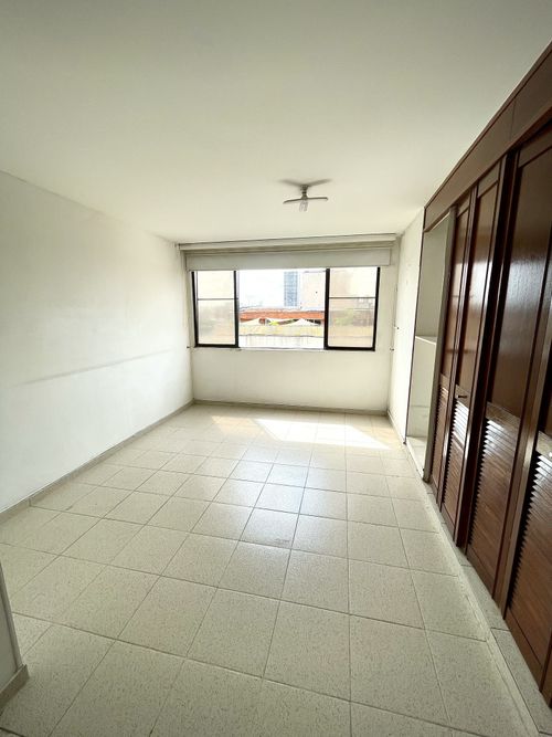 Apartamento de 3 alcobas en venta en Centenario, Cali, 74 m² · foto 13 de 20