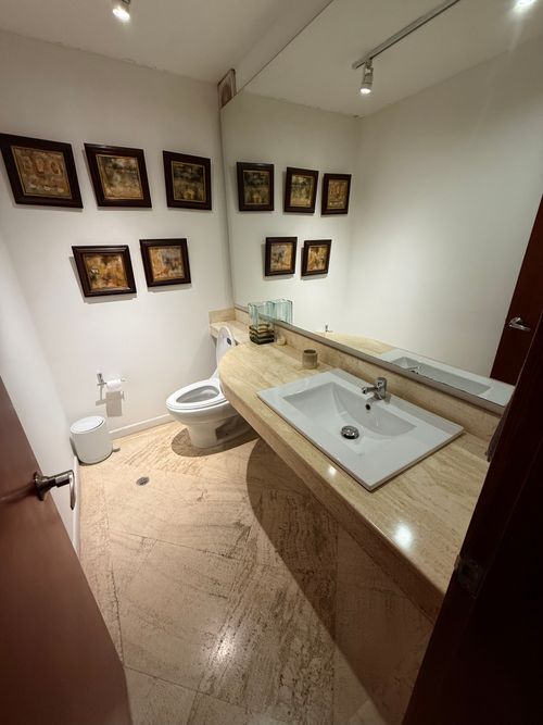 Apartamento de 3 alcobas en venta en La Cabrera, Bogotá, 310 m² · foto 3 de 20