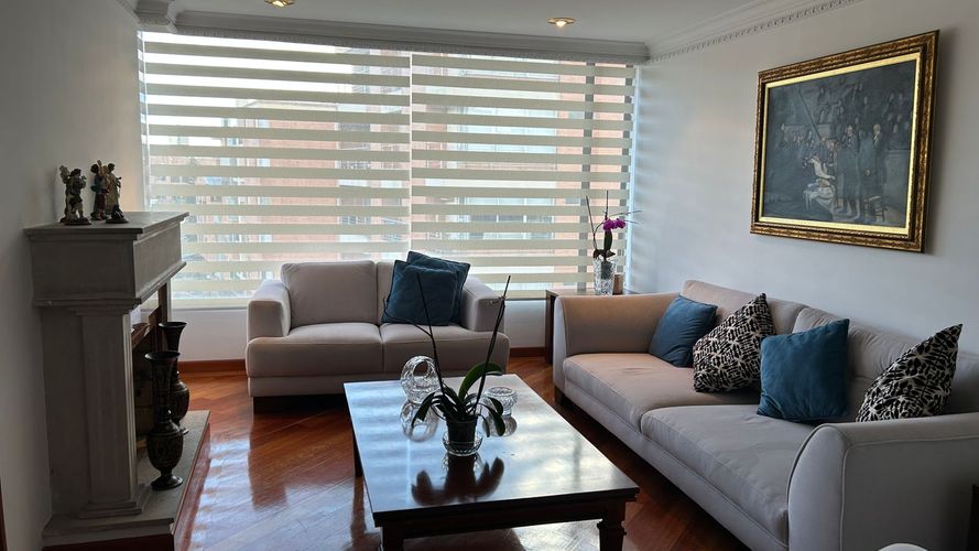 Apartamento en venta en Santa Barbara, Bogotá · foto 2 de 24