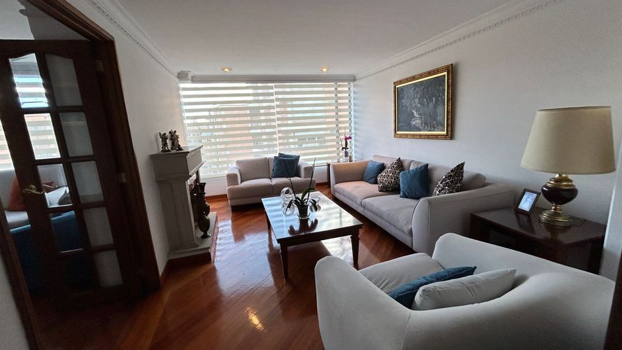 Apartamento en venta en Santa Barbara, Bogotá · foto 3 de 24