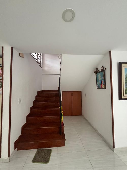 Casa de 6 alcobas en venta en Ub La Virginia, Chía, 245 m² · foto 8 de 23