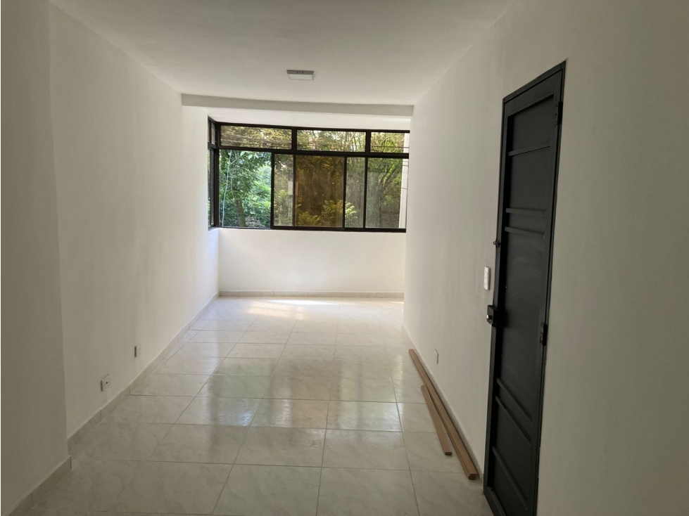 Apartamento en venta en Centro, Itagüí · foto 10 de 13
