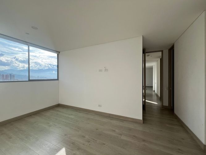 Apartamento de 3 alcobas en arriendo en Cumbres, Envigado, 97 m² · foto 11 de 15