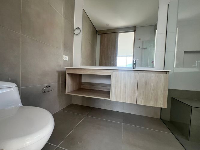 Apartamento de 3 alcobas en arriendo en Cumbres, Envigado, 97 m² · foto 15 de 15