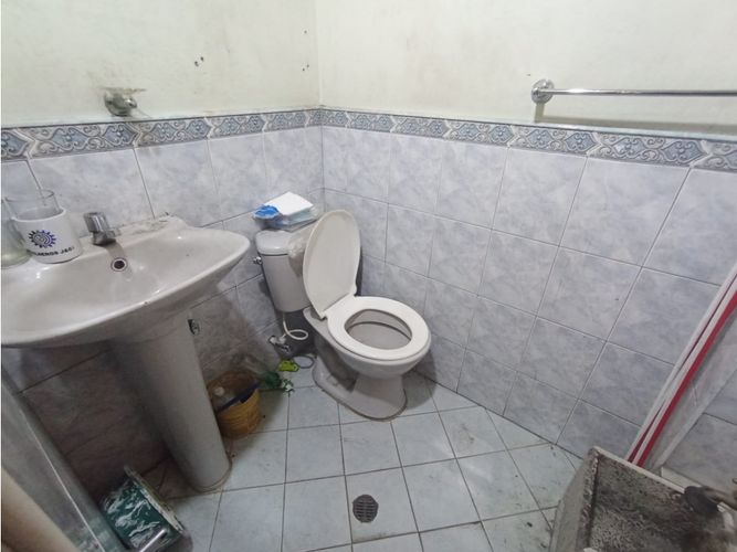 Bodega en arriendo en La Candelaria, Medellín, 110 m² · foto 8 de 8