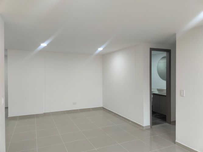 Apartamento de 3 alcobas en arriendo en Otraparte, Envigado, 120 m² · foto 4 de 15