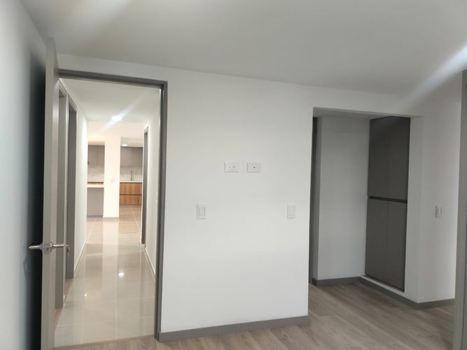 Apartamento de 3 alcobas en arriendo en Otraparte, Envigado, 120 m² · foto 11 de 15