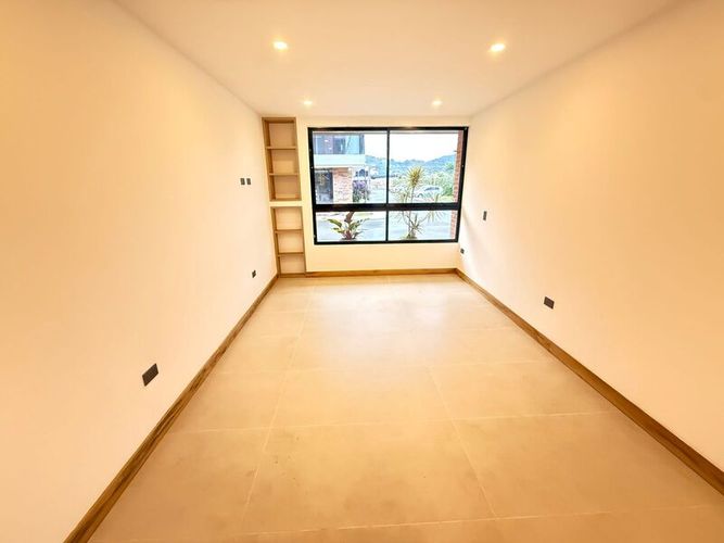 Casa de 4 alcobas en venta en El Tambo, La Ceja, 135 m² · foto 2 de 24