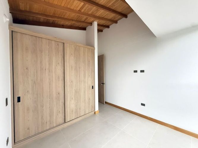 Casa de 4 alcobas en venta en El Tambo, La Ceja, 135 m² · foto 12 de 24