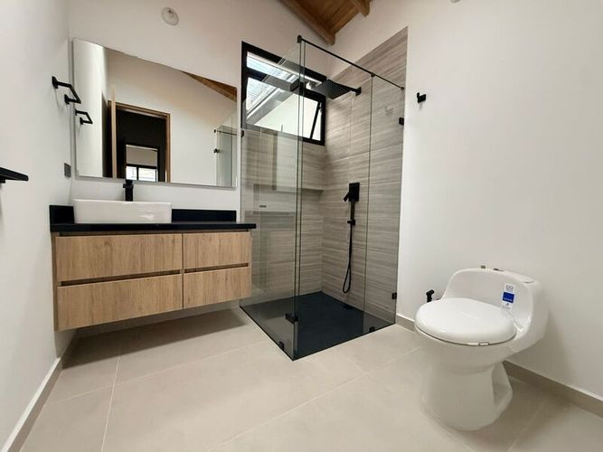 Casa de 4 alcobas en venta en El Tambo, La Ceja, 135 m² · foto 21 de 24