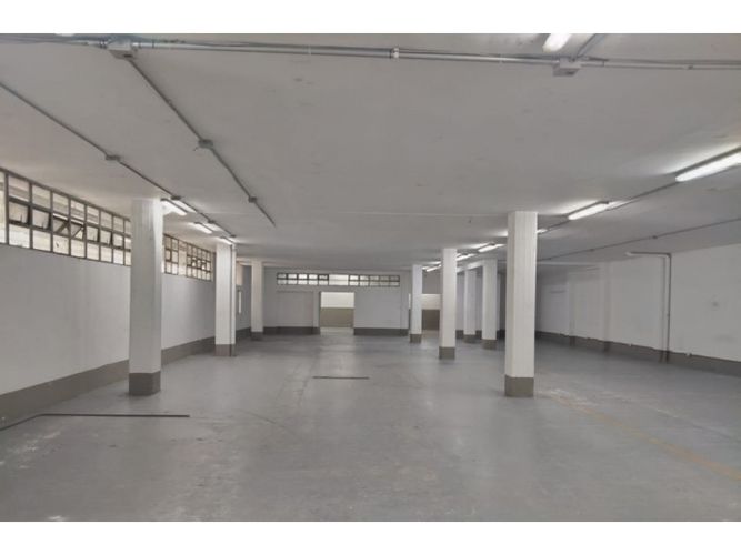 Bodega en arriendo en Mesa, Envigado, 2100 m² · foto 3 de 24