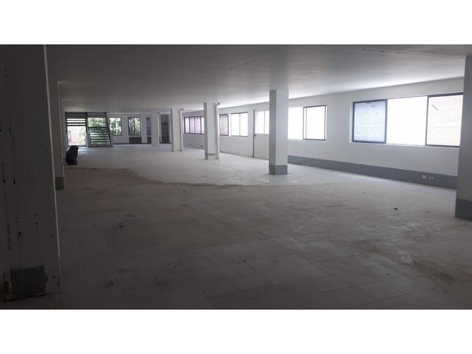 Bodega en arriendo en Mesa, Envigado, 2100 m² · foto 11 de 24