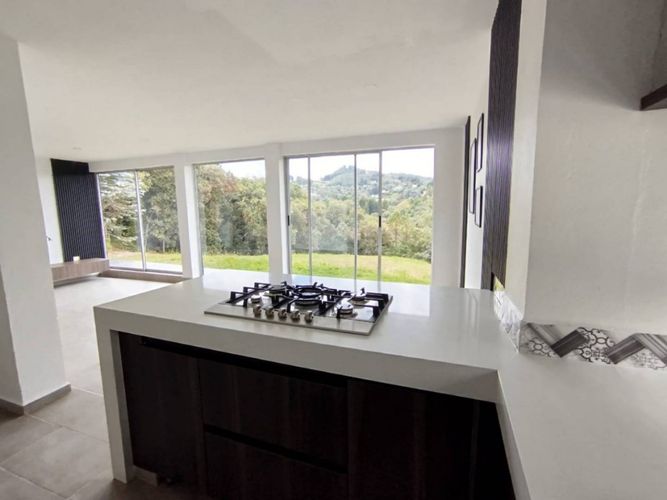 Casa de 3 alcobas en venta en El Placer, Medellín, 160 m² · foto 16 de 24