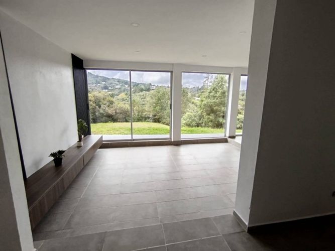 Casa de 3 alcobas en venta en El Placer, Medellín, 160 m² · foto 21 de 24
