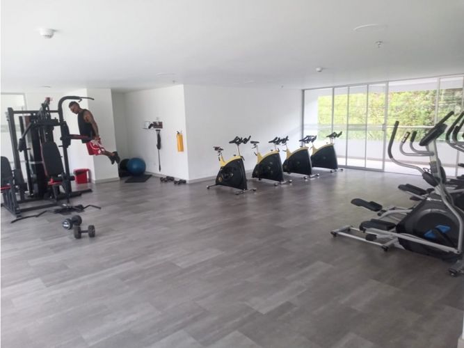 Apartamento de 3 alcobas en venta en Las Lomitas, Sabaneta, 77 m² · foto 16 de 17