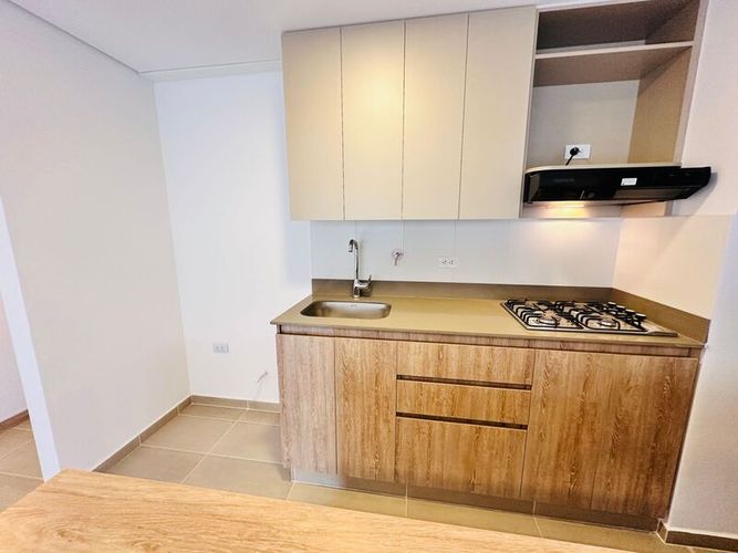 Apartamento de 2 alcobas en venta en Belchite, Rionegro, 70 m² · foto 2 de 10