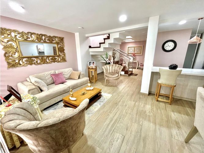 Casa de 3 alcobas en venta en Cr. Los Geranios, Armenia, 150 m² · foto 4 de 24