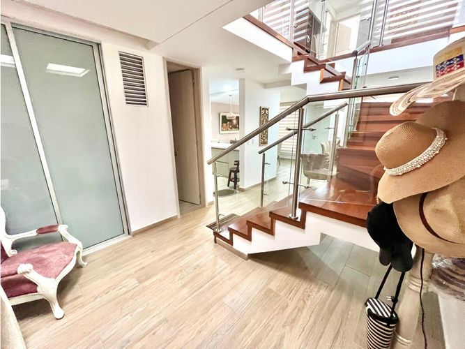 Casa de 3 alcobas en venta en Cr. Los Geranios, Armenia, 150 m² · foto 12 de 24