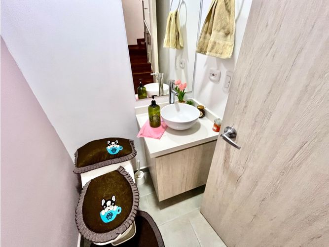 Casa de 3 alcobas en venta en Cr. Los Geranios, Armenia, 150 m² · foto 22 de 24