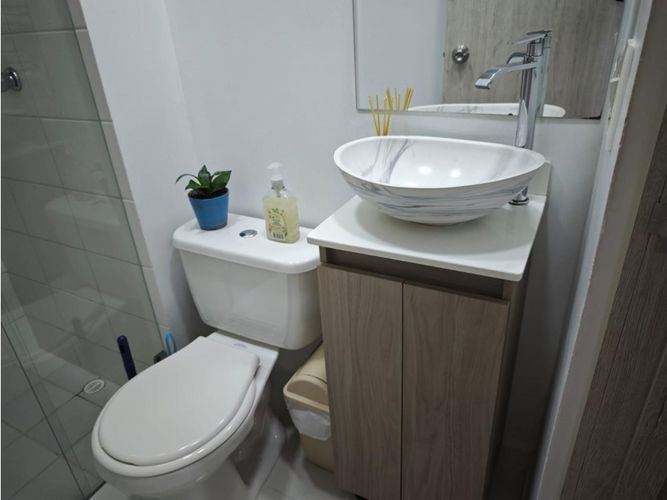 Apartamento de 2 alcobas en venta en Niquia, Bello, 35 m² · foto 10 de 14