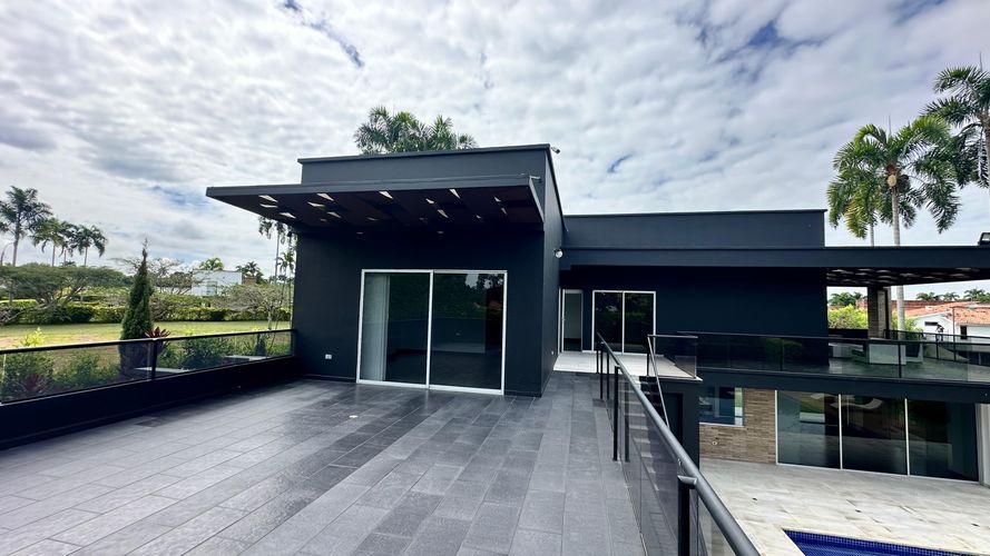 Casa de 5 alcobas en venta en Cerritos, Pereira, 1599 m² · foto 10 de 11